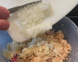 Foto del paso 2 de la receta: Chiftele (albóndigas) de carne y patata muy fácil