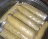 Foto langkah ke 5 dari resep Chicken egg roll.