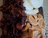 Foto langkah ke 4 dari resep Cah Sayuran Pentol Bakso Simpel.