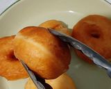 Foto langkah ke 5 dari resep Donat Tape.