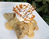 A picture of step 5 of Cinnamon Coated Apple Almonds cake dessert.