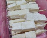 Foto langkah ke 1 dari resep Mozzarella corndog.