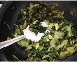 A picture of step 5 of Palak Sabzi.