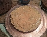 Foto del paso 14 de la receta: Torta de chocolate rellena de doble cremas