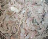 A picture of step 5 of Prawn curry.