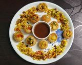 A picture of step 4 of Bhel puri.