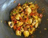 A picture of step 6 of Dhaba Style Spinach Mushroom 🍄‍🟫.
