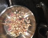 A picture of step 2 of Chicken Carbonara.