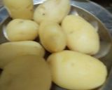 A picture of step 1 of Aloo Chaat.