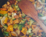 Foto del paso 13 de la receta: Pechuga de pollo en salsa BBQ, sobre arroz blanco