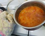 A picture of step 3 of Basic cooking sauce.
