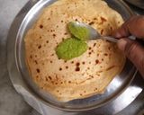 A picture of step 10 of Lauki-Chhupi Leftover Roti Pakodas.