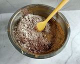 Foto langkah ke 3 dari resep Double Choco Chips Cookies Gluten Free.