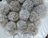 A picture of step 4 of Chocolate Nutties.