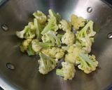A picture of step 1 of Cauliflower Korma.