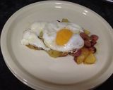 Foto del paso 14 de la receta Sartén de patatas, huevos y salchichas con queso mozarella