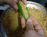 कड़ाई स्टफ्ड बेसन मिर्ची (kadai stuffed besan mirchi recipe in Hindi) रेसिपी चरण 4 फोटो