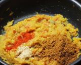 A picture of step 1 of Punjabi chole.
