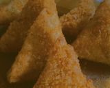 Foto langkah ke 6 dari resep Risol segitiga homemade anti gagal.