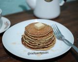 Foto langkah ke 5 dari resep Pancake Teflon (takaran sendok).