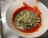 Une image de l'étape 4 de Roulades de porc à la tomate, herbes aromatiques et feta.