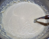 Foto del paso 3 de la receta: Medialunas ❤️