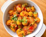 Hình bước làm 4 của món 🌱 Khoai Tây Xào Cà Chua Masala (Vegan)