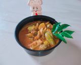 A picture of step 3 of Potato & Pointed Gourd Curry.