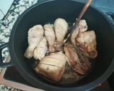 Foto del paso 1 de la receta Pollo troceado al ajillo con cerveza acompañado de patatas