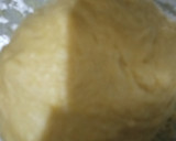 Foto langkah ke 2 dari resep Roti boy tanpa kalis elastis.
