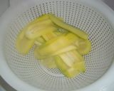 Foto del paso 3 de la receta Calabacines gratinados con queso y pan rallado