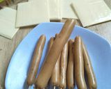 Foto langkah ke 1 dari resep 7. Sosis Gulung Cheese #Berburucelemekemas #Resolusi2019.