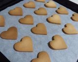 A picture of step 6 of Crispy and Flaky Rice Flour Cookies.