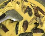 Foto langkah ke 3 dari resep Santan Ikan Cakalang Asap + Terong Ungu.