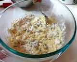 A picture of step 3 of Spinach and Parmesan Cheese Muffins.