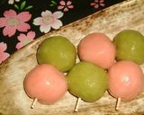 A picture of step 9 of Flower Viewing Mochi Dumplings.