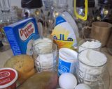 صورة لخطوة 1 من وصفة قشوطه: كيكة بكريمة شانتيه و مكعبات مانجا