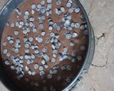 A picture of step 2 of Chocolate chips cake.