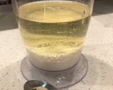 Foto del paso 2 de la receta: Lactonesa de albahaca y cilantro (dip)