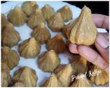 A picture of step 6 of Til Gul Modak.