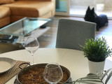 Paella de oreja de cerdo con puerro y ajos tiernos