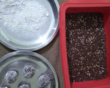 A picture of step 9 of Dates bars/ laddoo.