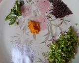 A picture of step 2 of Poori chat.
