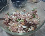รูปขั้นตอนการทำที่ 2 ของ หมูสับไข่เค็ม