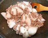 A picture of step 6 of Easy Nanban-style Curried Soboro and Daikon Radish.