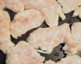 A picture of step 6 of Chicken Breast Meat with Mayo Chili Sauce and Cheese.