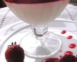 A picture of step 5 of Quintessential Panna Cotta.