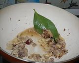 Foto langkah ke 2 dari resep Ikan Asin masak cabe.