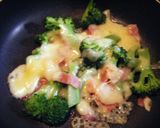 A picture of step 3 of Broccoli and Cheese for your Bento.