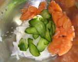 A picture of step 3 of Daikon Radish and Salmon with Wasabi, Mayonnaise, and Soy Sauce Dressing.
